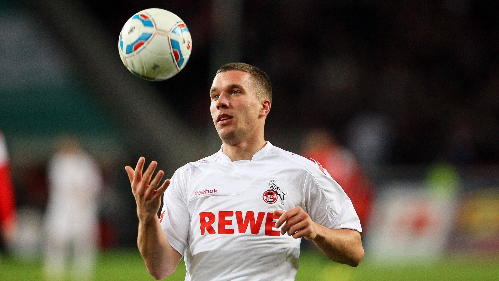 开云体育在线-当太极虎撕碎高卢壁垒，一场胜利与一种状态的隐喻解构